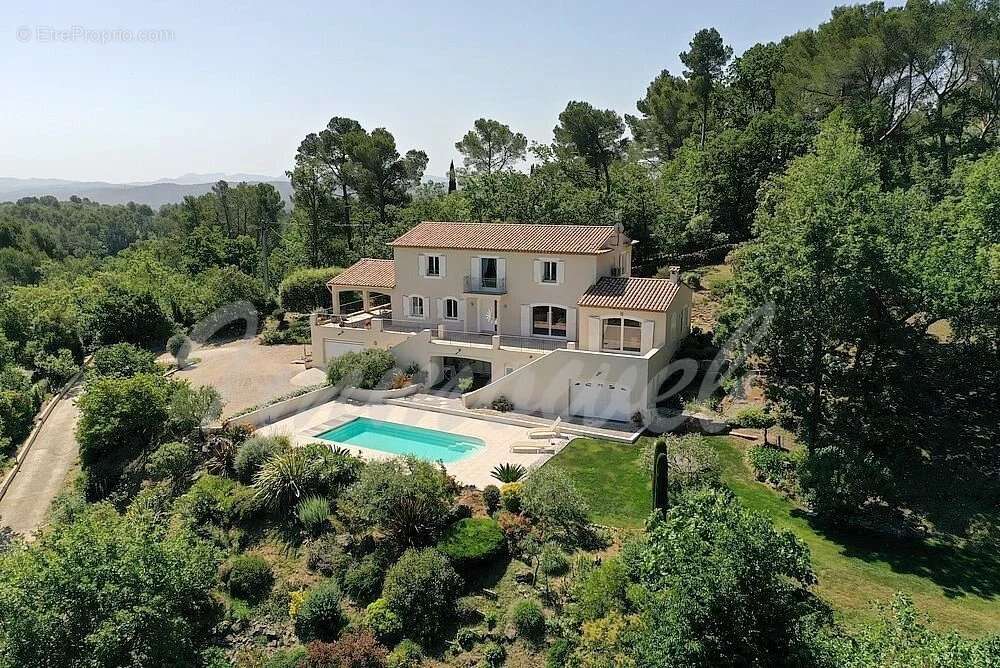 Maison à SEILLANS