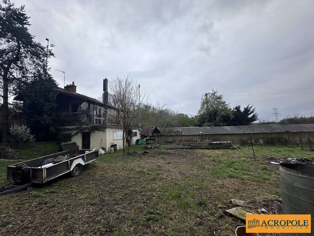 Maison à OUZOUER-SUR-TREZEE