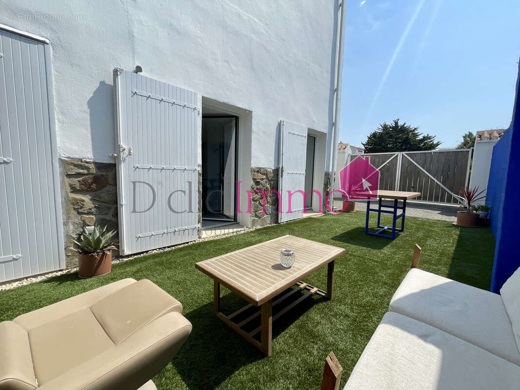 Appartement de caractère situé sur la corniche ! - photo 18