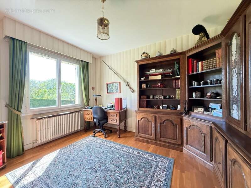 Maison à CHATELLERAULT