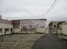 Commerce à LE KREMLIN-BICETRE