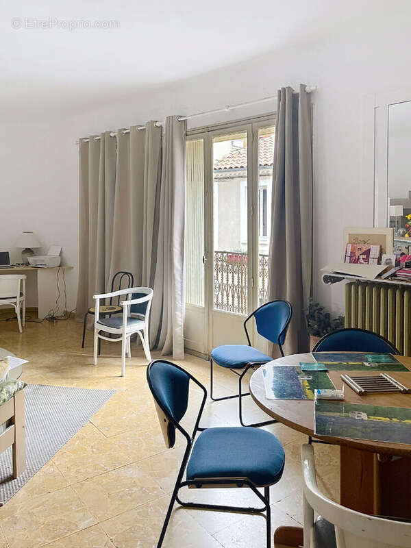 Appartement à NIMES