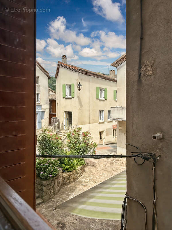 Maison à ANTRAIGUES-SUR-VOLANE
