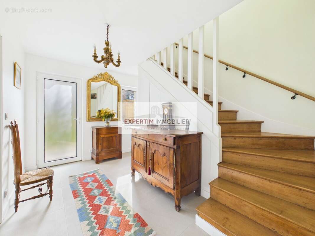 Maison à VIROFLAY