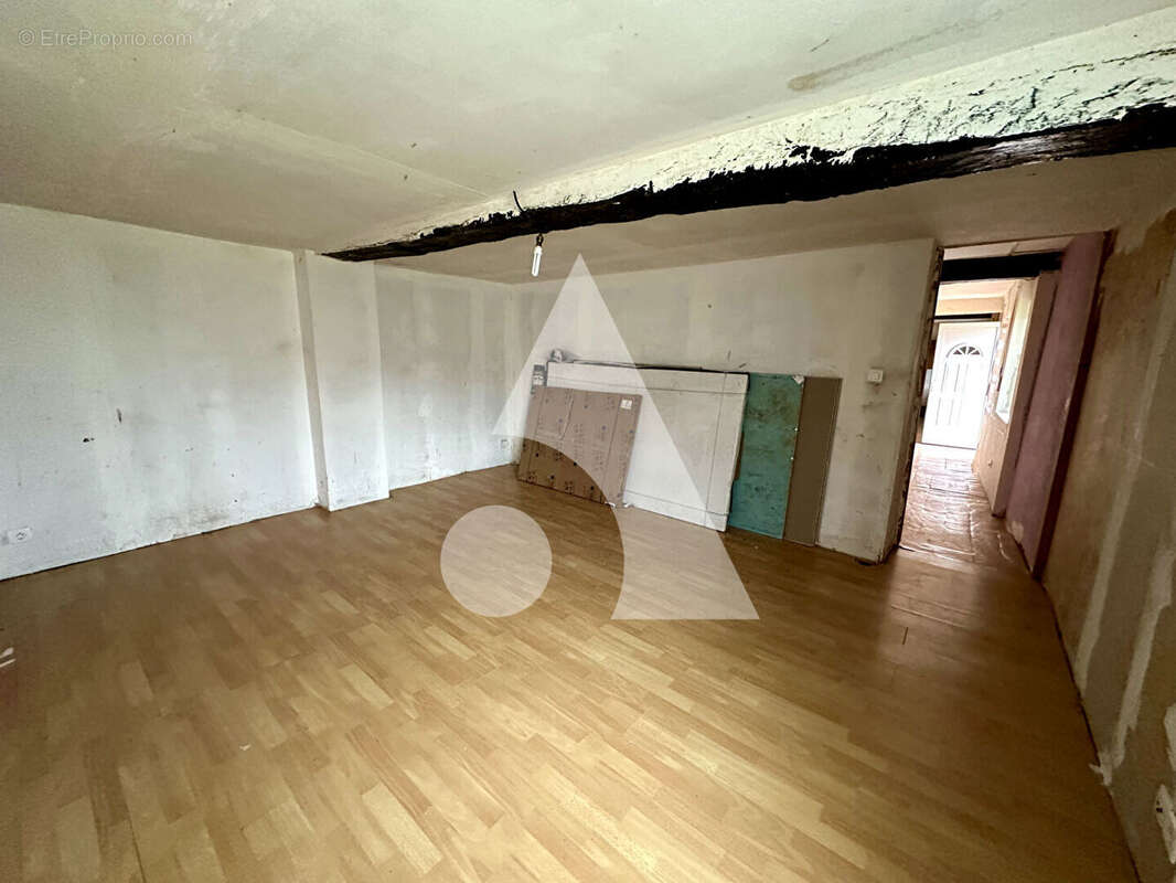 Maison à BEAUMONT-LE-ROGER