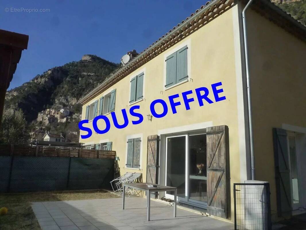 Maison à TOUET-SUR-VAR