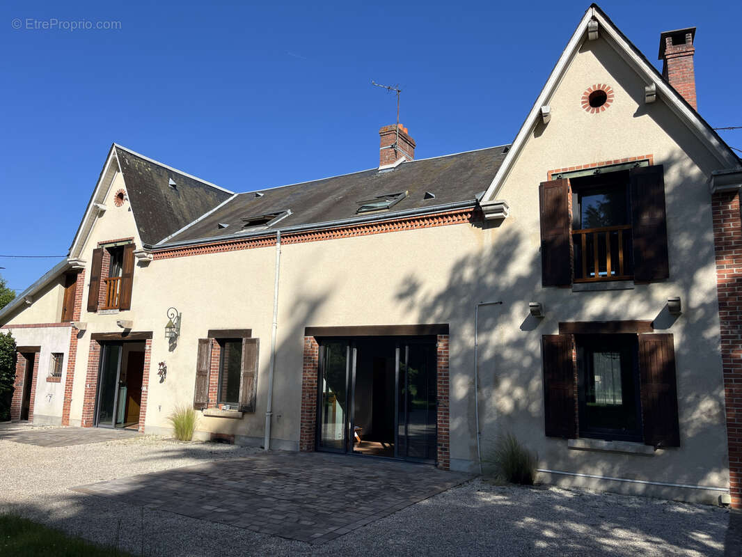 Maison à LES CHOUX