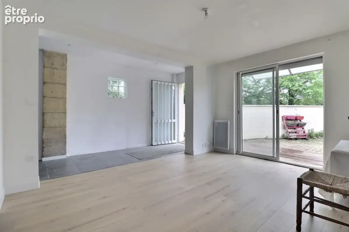Photo Maison à Izon au prix de 215 000€