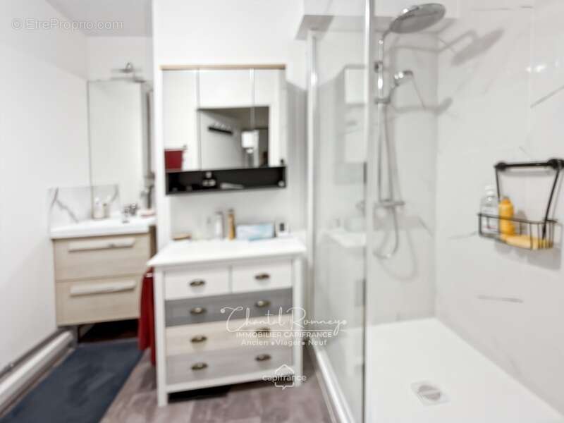 Appartement à JOUE-LES-TOURS