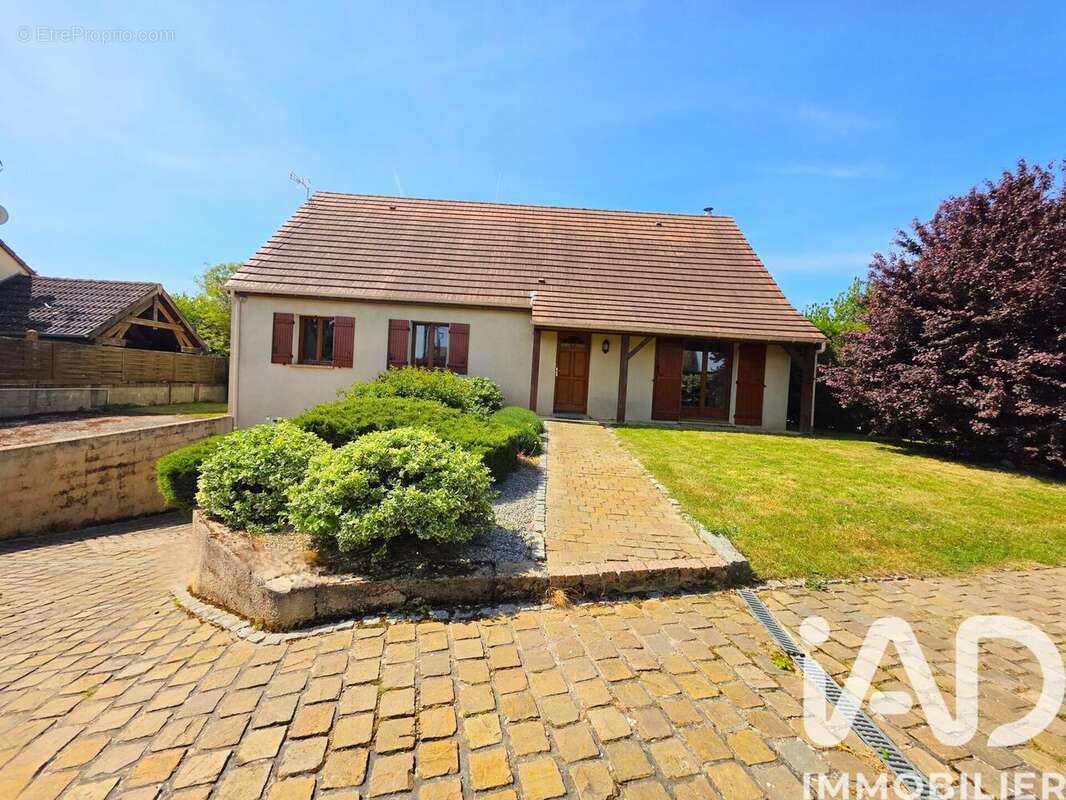 Maison 150 m² à Mondonville-Saint-Jean  - photo 3