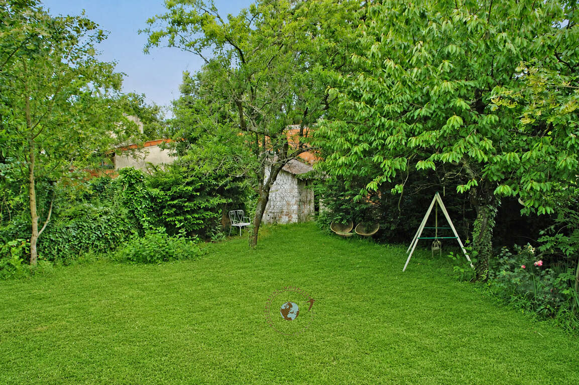 Maison à VERRIERES-LE-BUISSON
