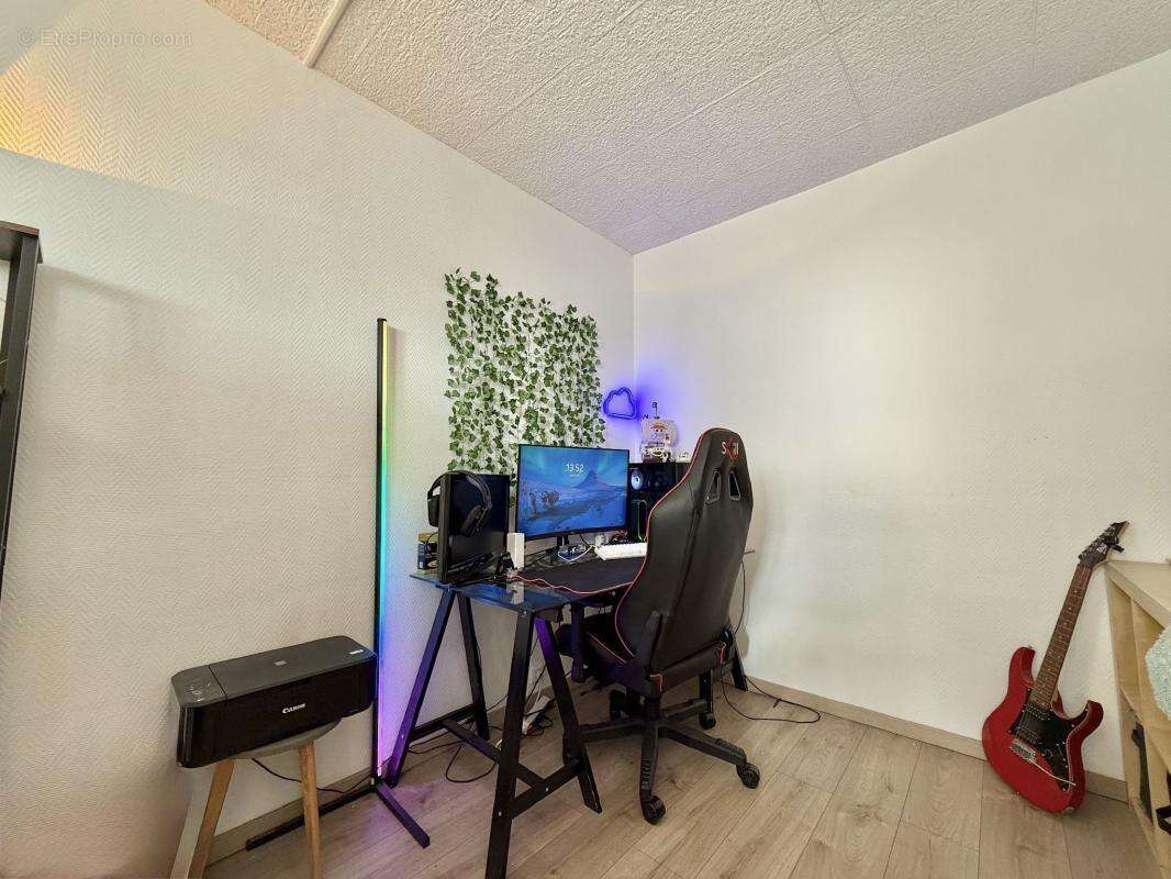 Appartement à CHENOVE