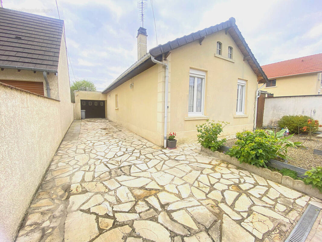 Maison à MITRY-MORY