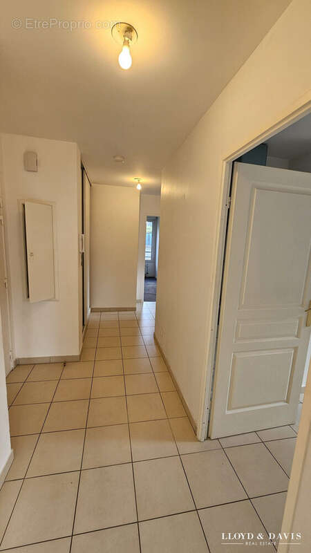 Appartement 68 m² à Pont-A-Marcq  - photo 2