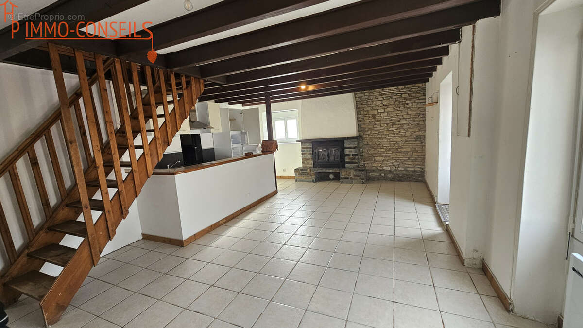 Maison à SAFFRE