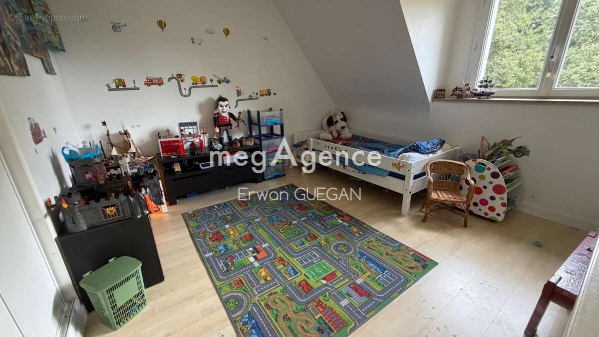 À 15 minutes de VANNES Maison Traditionnelle Bretonne au calme avec grand jardin et Appartement - photo 10