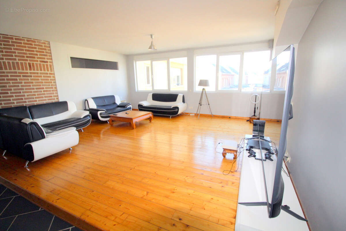 Appartement à FOUILLOY