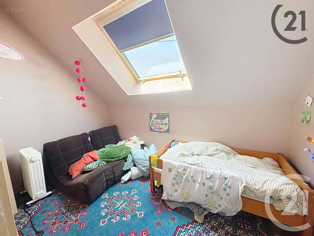 Maison 201 m² à Herme  - photo 7