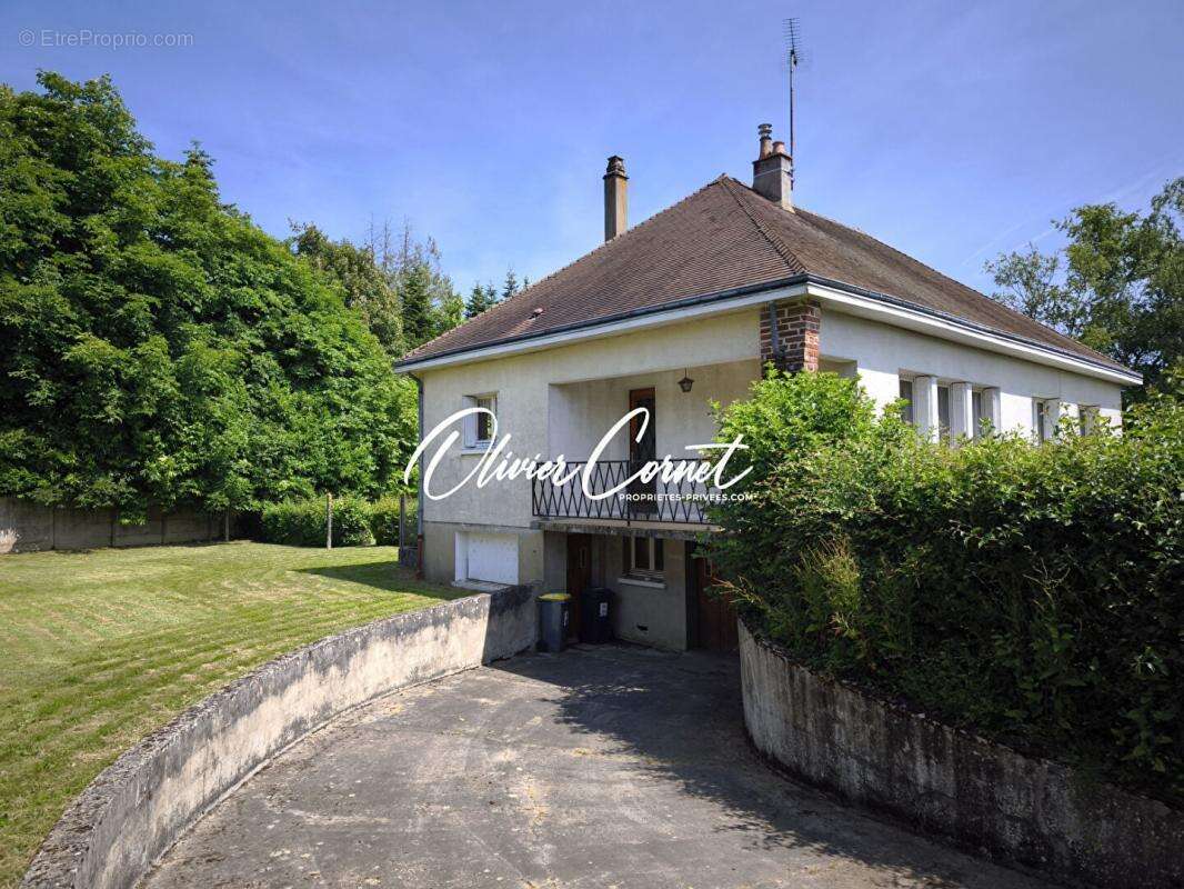 Maison à AUTHON-DU-PERCHE