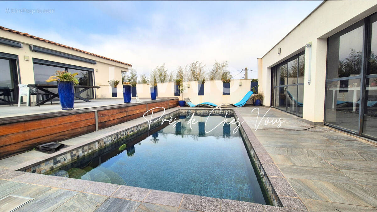 Maison à LA DESTROUSSE