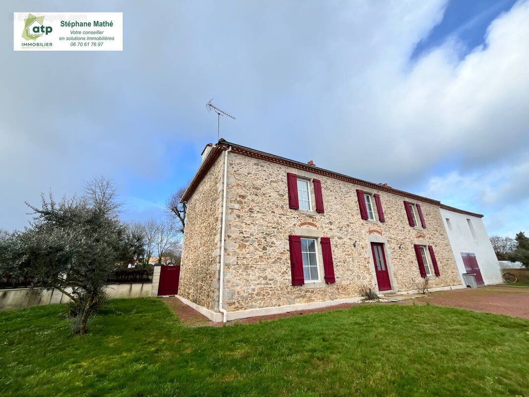 Maison à SAINT-DENIS-LA-CHEVASSE