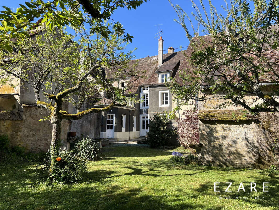 Maison à SAULIEU