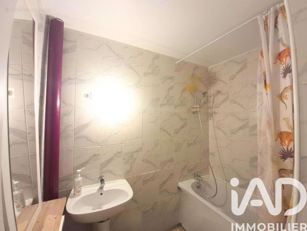 Photo 6 - Appartement à SAINTE-GENEVIEVE-DES-BOIS