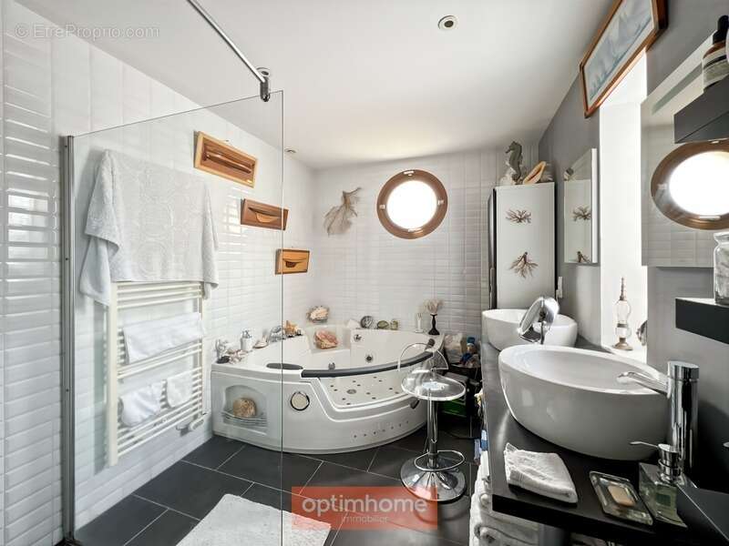 Maison à LA MEZIERE