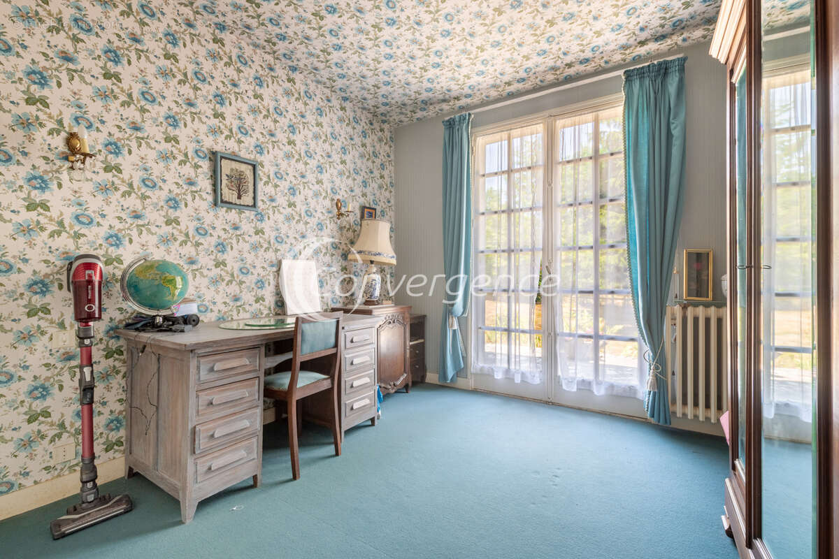 Maison à COMPREIGNAC