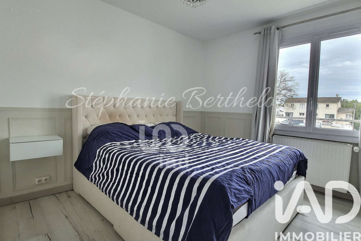 Photo 8 - Maison à CLAYE-SOUILLY