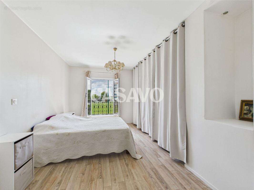 Maison à IVRY-SUR-SEINE