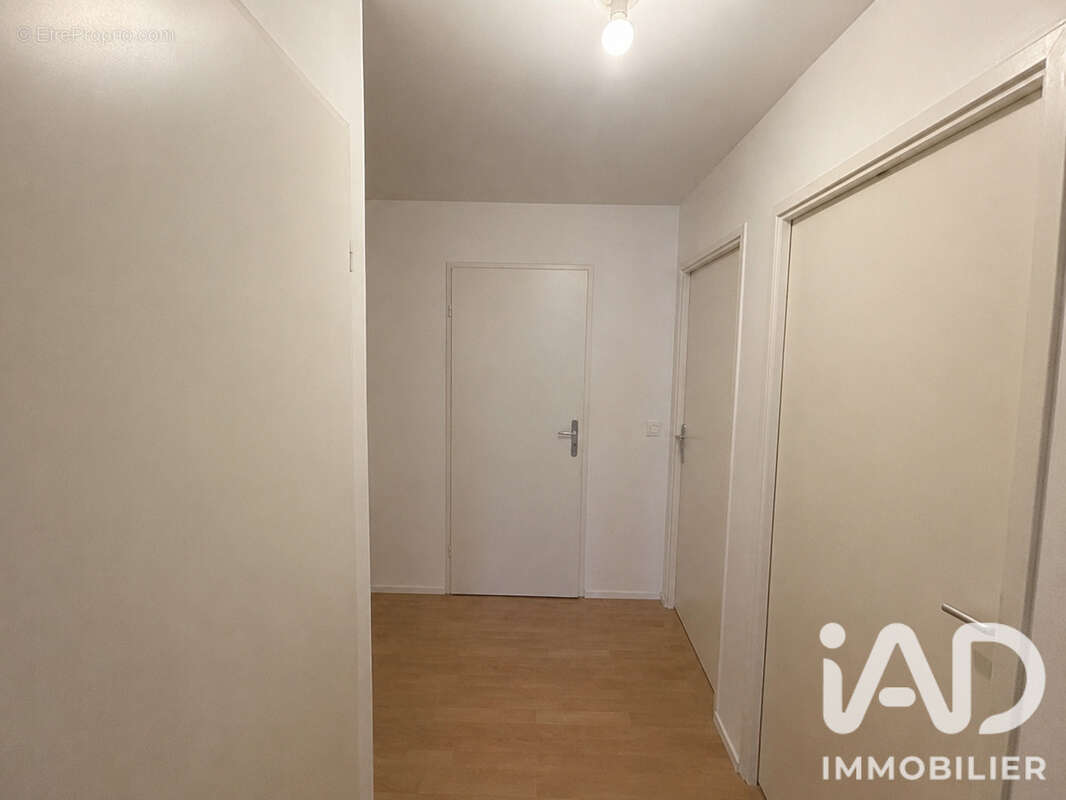 Appartement 62 m² à Villiers-Le-Bel  - photo 3