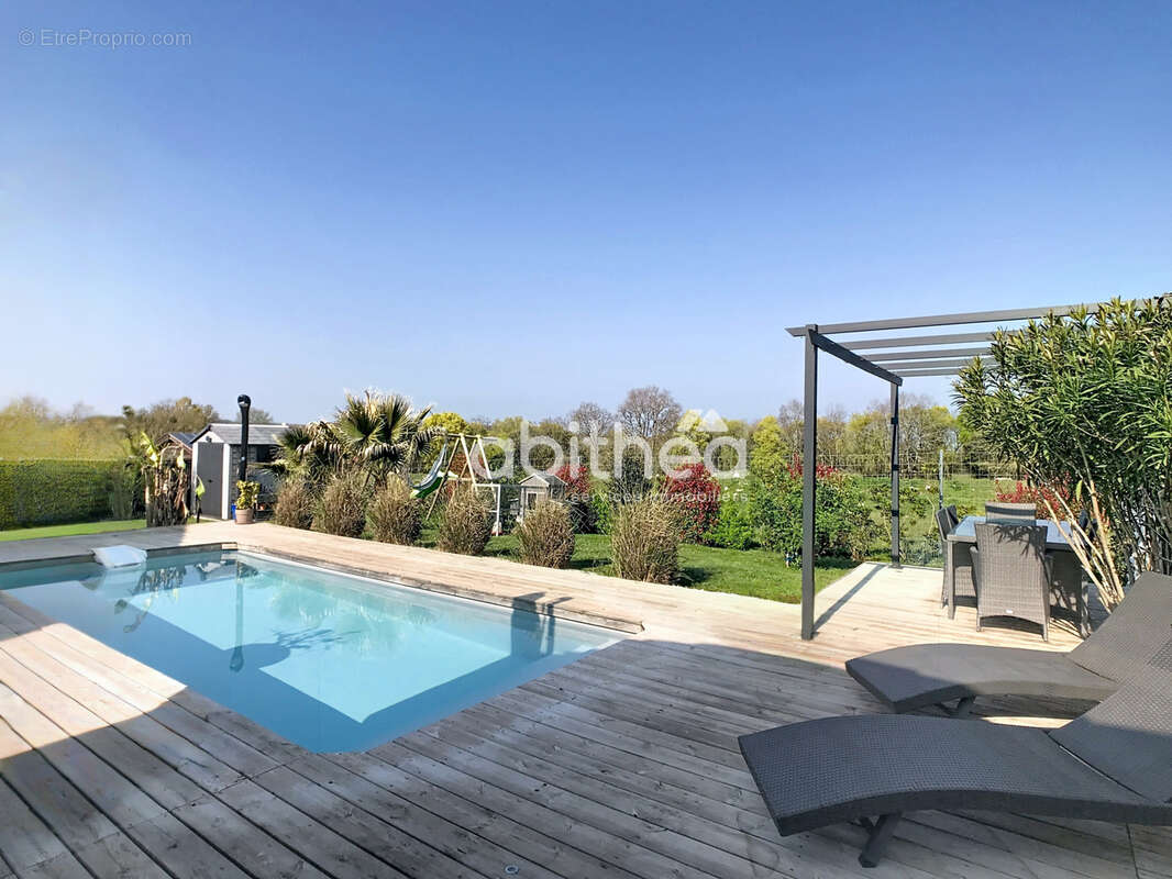 Maison à VOEUIL-ET-GIGET