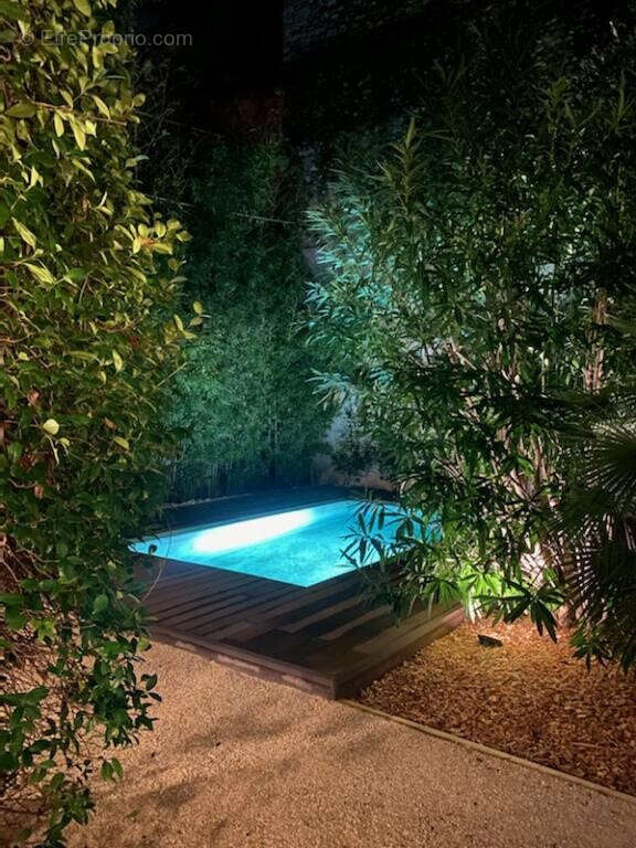 Maison à MONTELIMAR