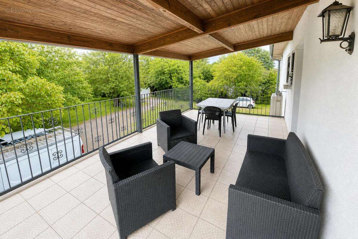 Appartement à CAZAUBON