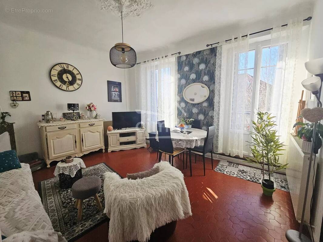 Appartement à ORAISON