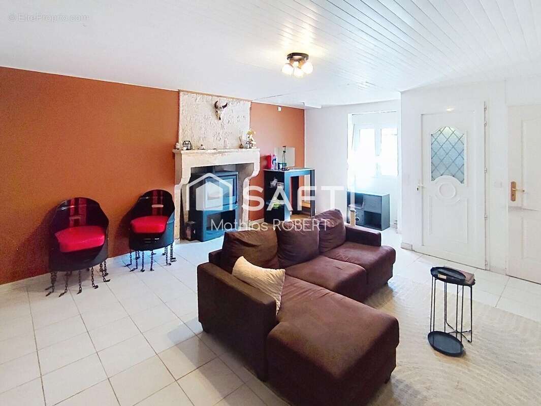 Photo 5 - Maison à CHAMPNIERS