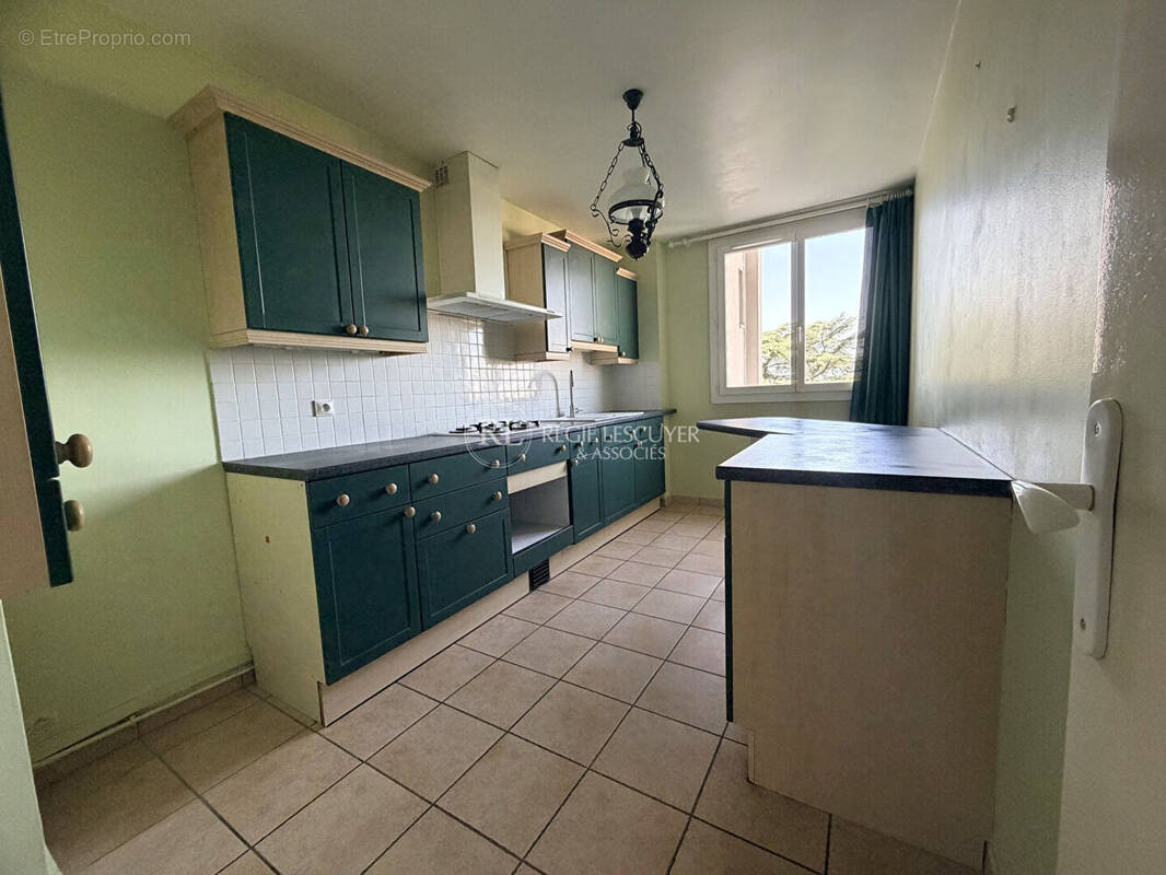 Appartement à LYON-5E