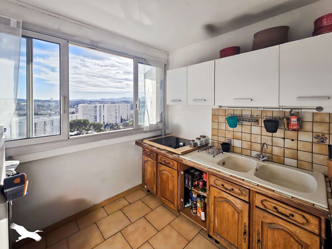 Appartement à MARSEILLE-13E