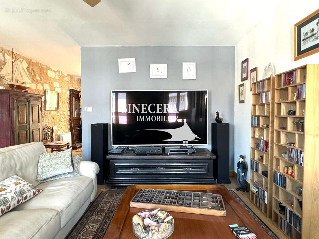 Maison 181 m² à Riberac  - photo 7