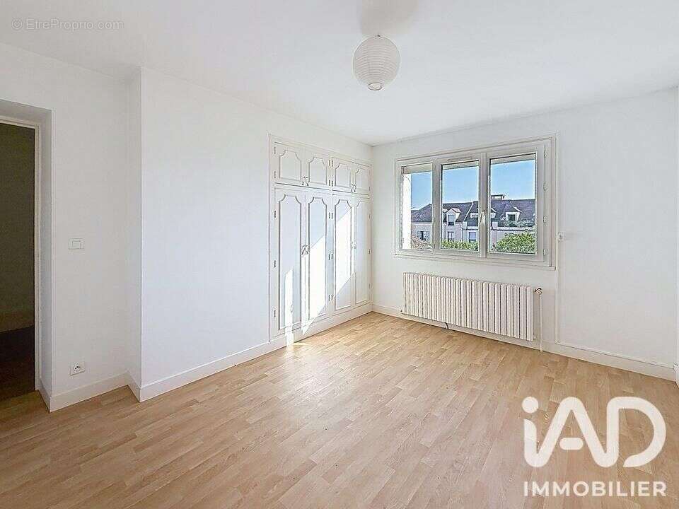 Appartement 84 m² à Limay  - photo 4