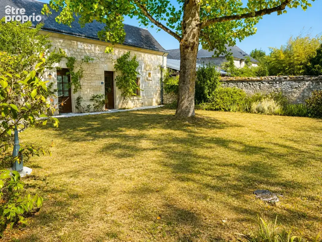 Propriété de caractère avec maison d'amis indépendante   Centre de Bourgueil - photo 4