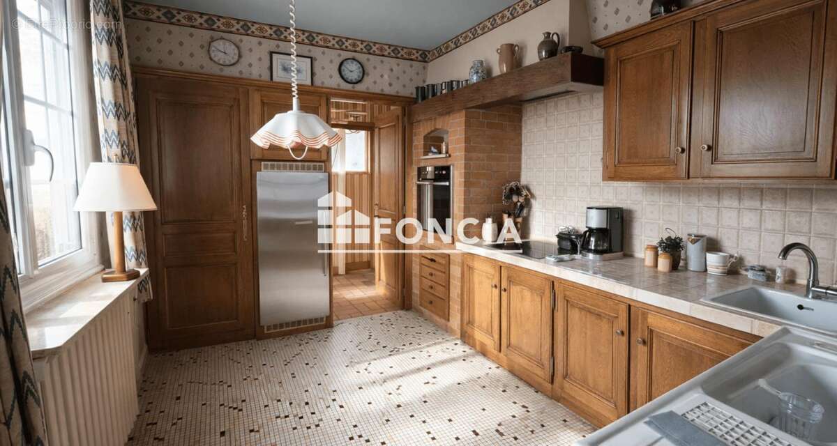 Maison à VERNOU-SUR-BRENNE