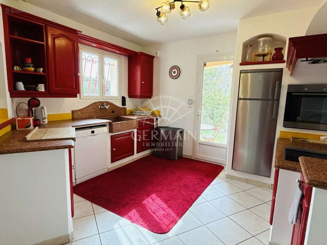 Maison à PERNES-LES-FONTAINES