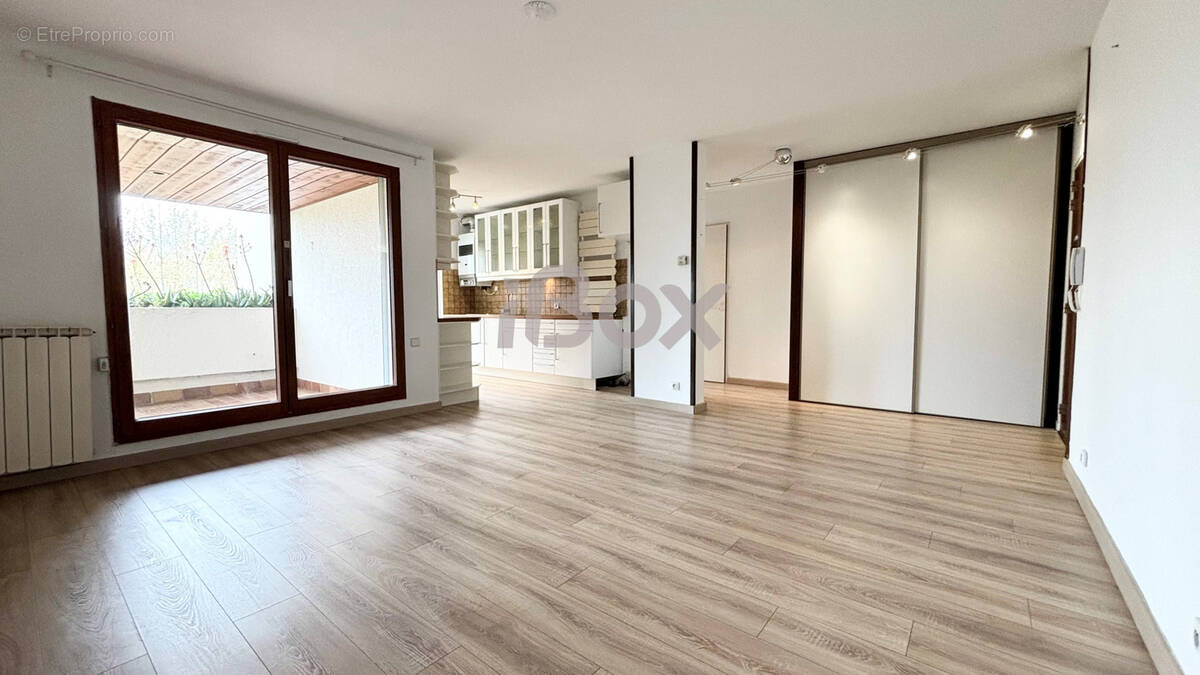 Appartement à HYERES