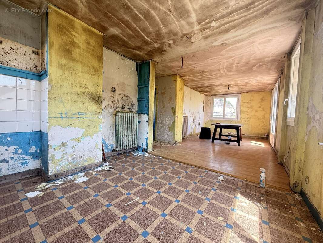 Appartement 202 m² à Pontivy  - photo 2