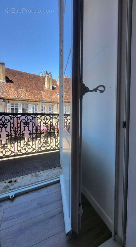 Appartement à LONS-LE-SAUNIER