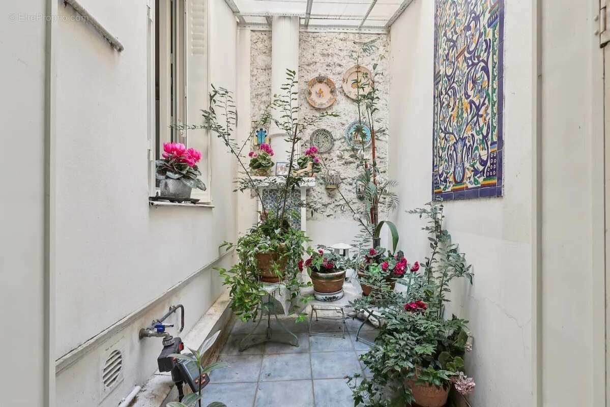 Appartement à PARIS-17E