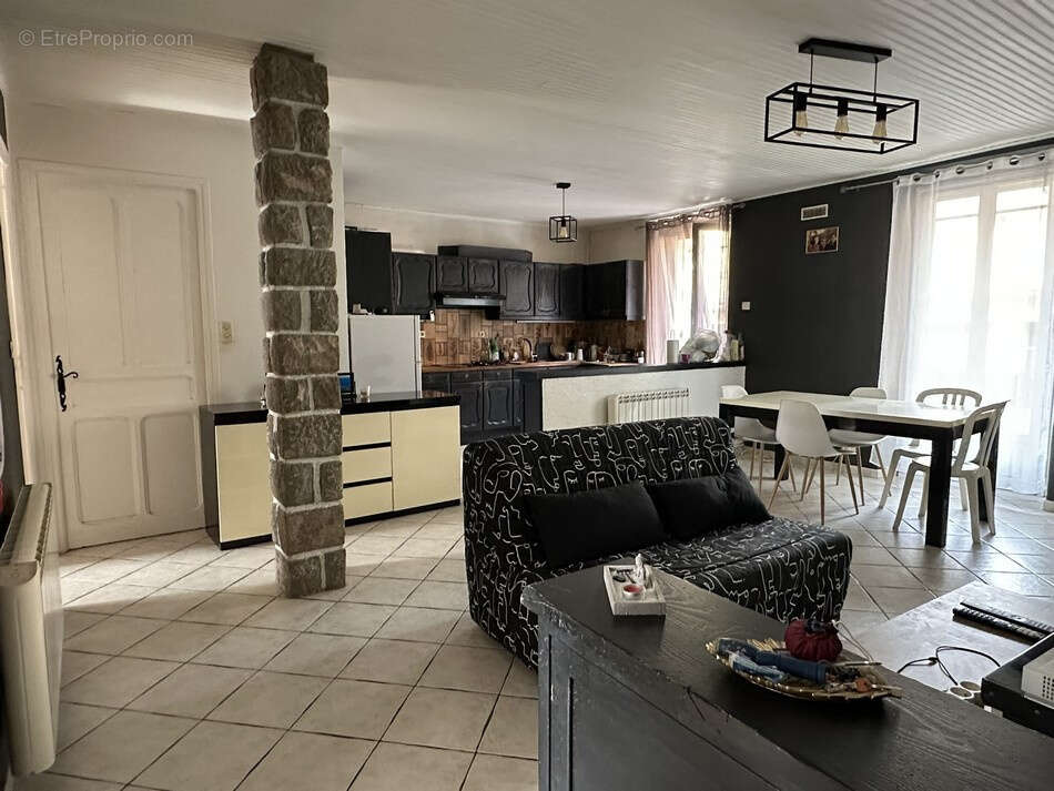 Appartement à ROQUEBILLIERE