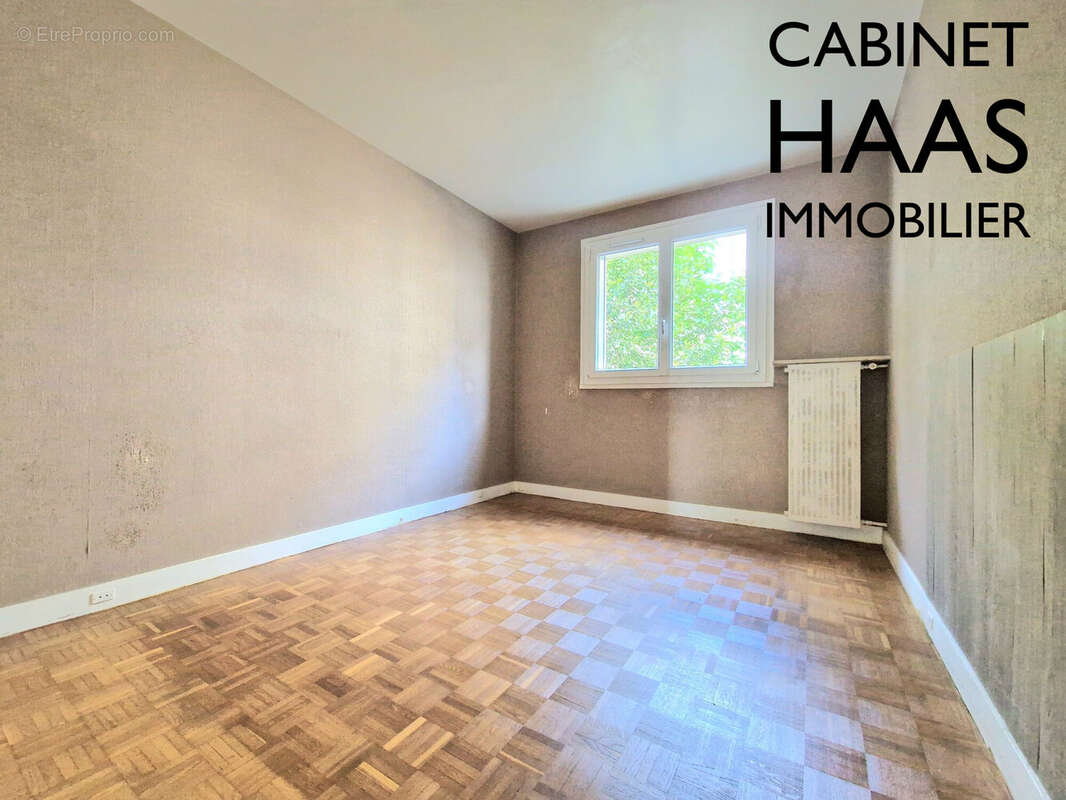 Chambre - Appartement à IVRY-SUR-SEINE